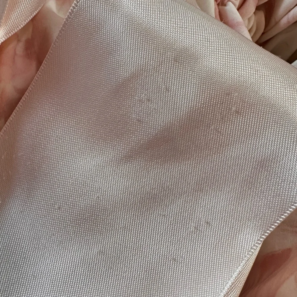 Selkie • Marshmallow Printed Cropped Puffer Coat - Picture 16 of 17